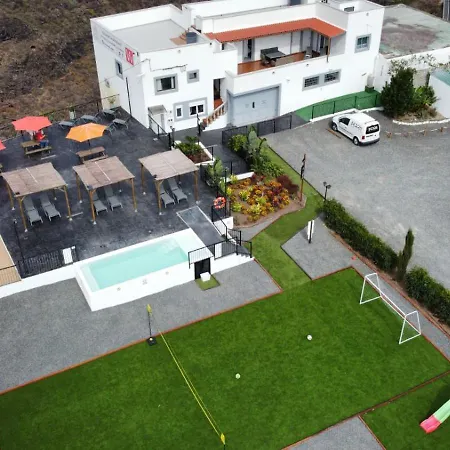 El Granero Con Piscina Climatizada Compartida *