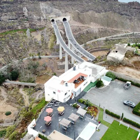 El Granero Con Piscina Climatizada Compartida Holiday home