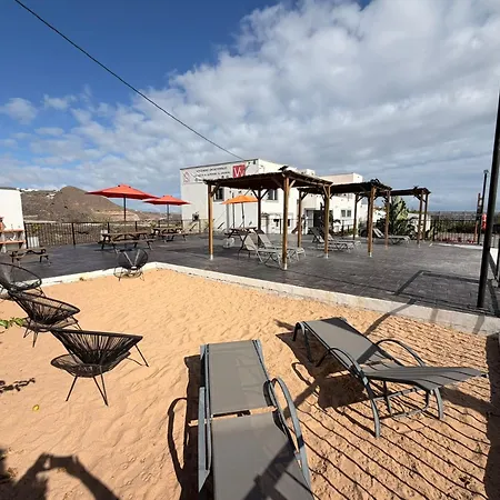 El Granero Con Piscina Climatizada Compartida Holiday home