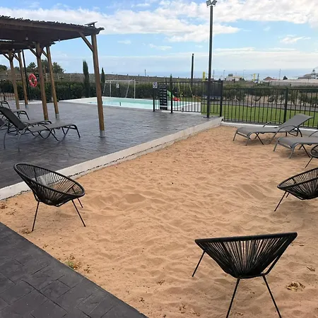 El Granero Con Piscina Climatizada Compartida Feriehus